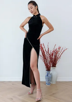 Black Swan Halter High Slit Qipao (Black)