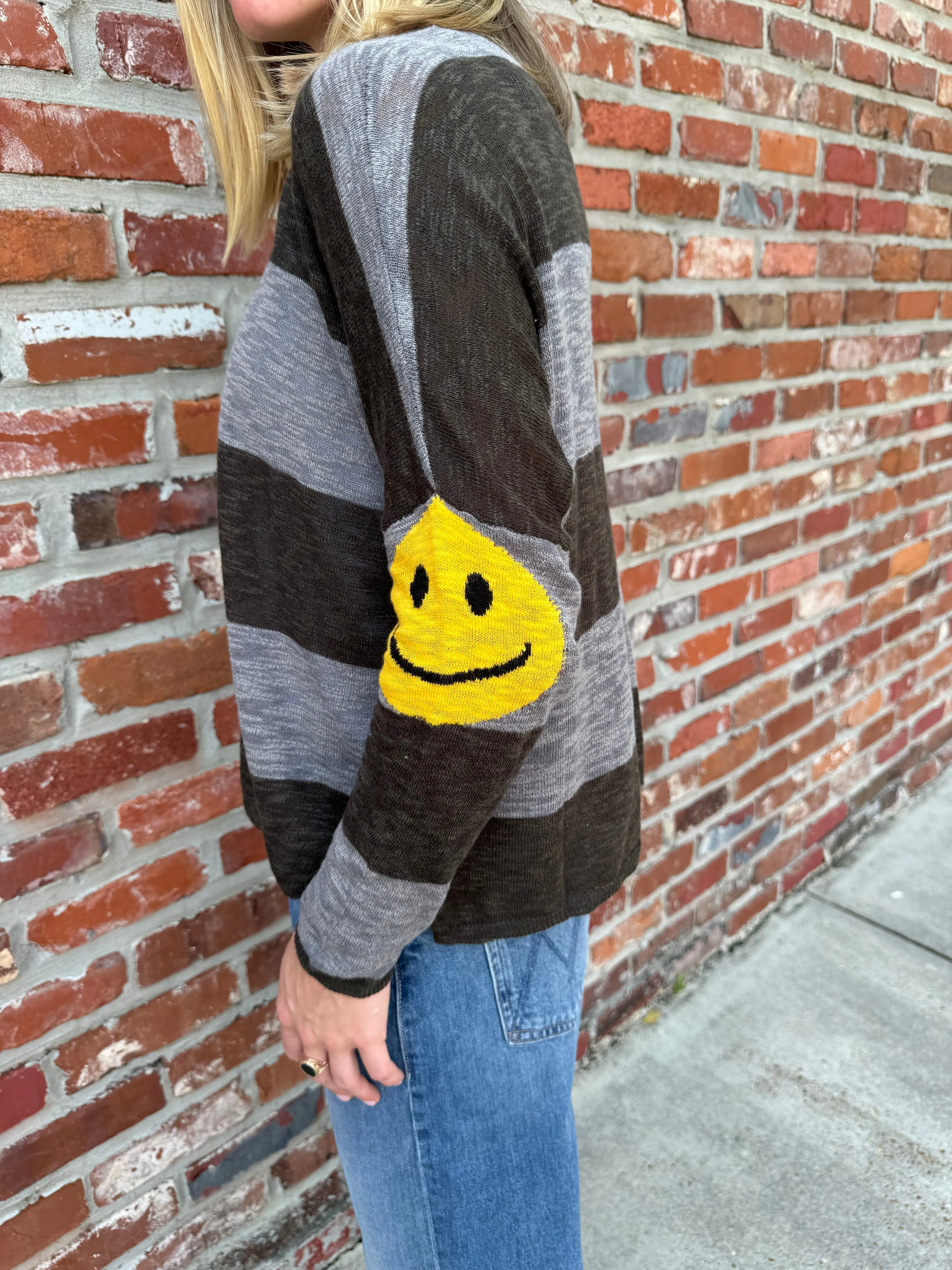 Happy Face Sweater Grey