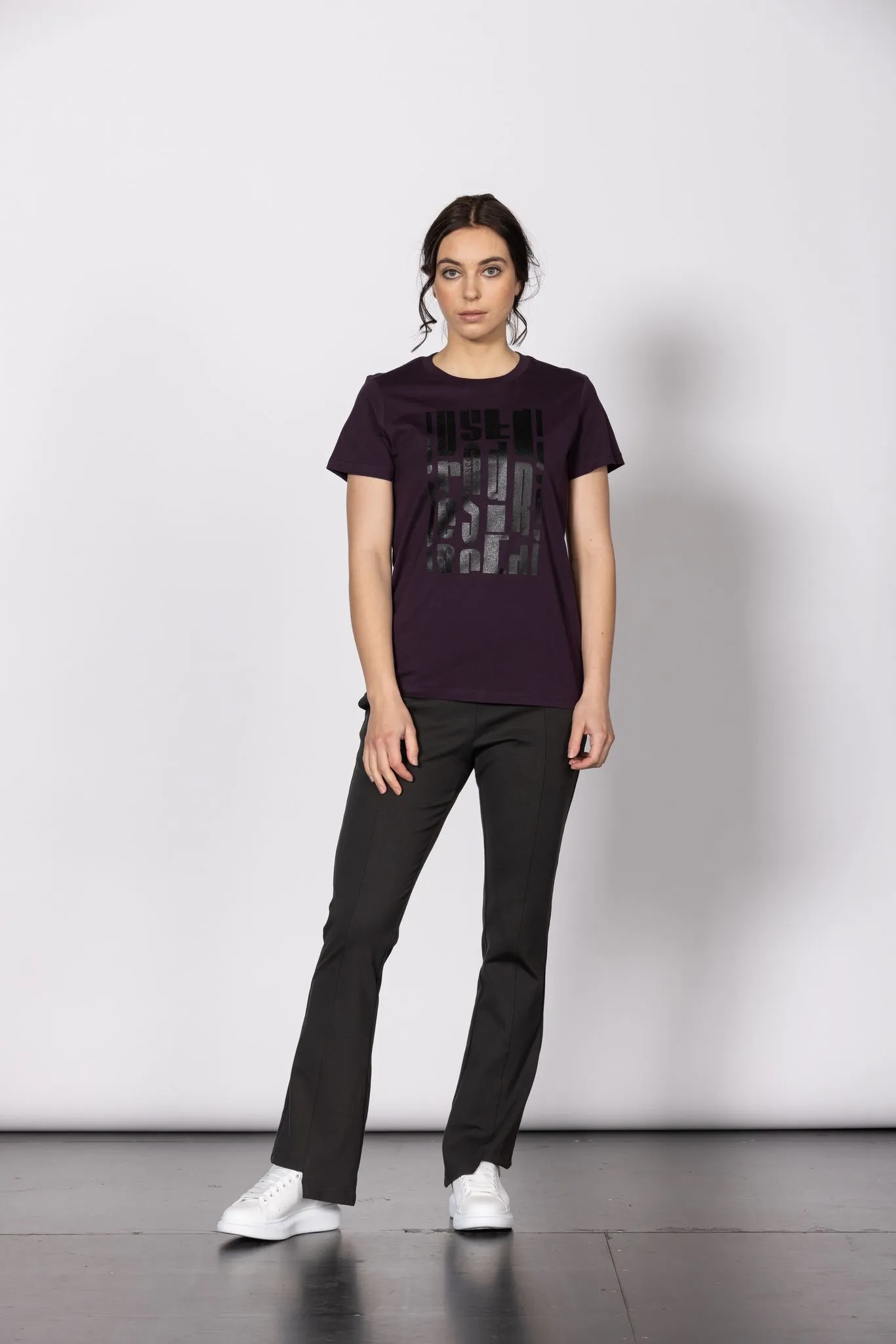 Motif Tee - Aubergine