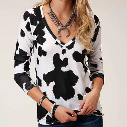 Roper Women's Black and White Cow Print Sweater